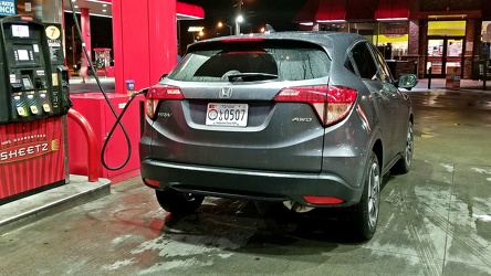 Honda HR-V at Sheetz