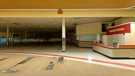 Former Shoppers Food in Olney, Maryland [01]