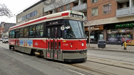 Streetcar on Queen Street [01]