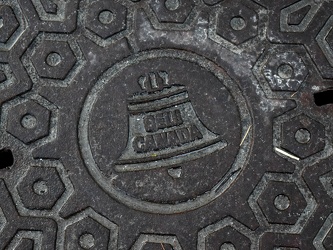 Bell Canada manhole cover [02]