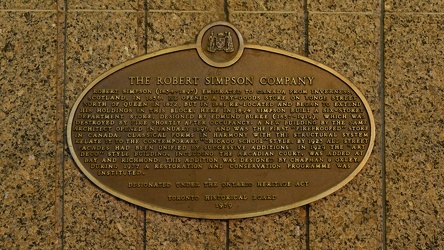 Historical plaque on Hudson's Bay Queen Street store [01]