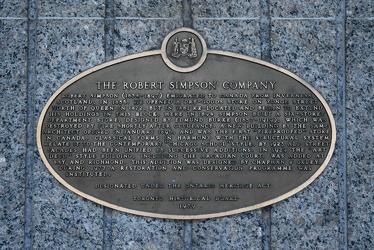 Historical plaque on Hudson's Bay Queen Street store [02]