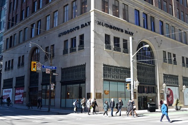 Hudson's Bay Queen Street store [02]