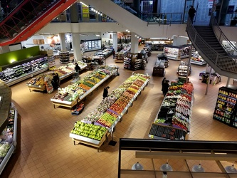 Loblaws store at Empress Walk [01]