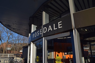 Entrance to Rosedale station [02]