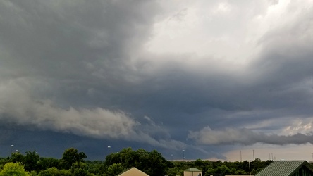 Approaching storm at Rio Washingtonian Centre [04]