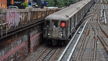 1 train approaching 135th Street