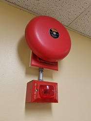 Fire alarm bell and light at Johns Hopkins Hospital [02]