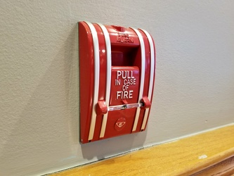 Fire alarm pull station at Horseshoe Curve visitor center