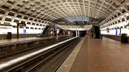 L'Enfant Plaza station [03]