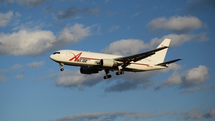 N750AX landing at Baltimore-Washington International Airport (BWI) [05]