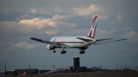 N744AX landing at Baltimore-Washington International Airport (BWI) [04]