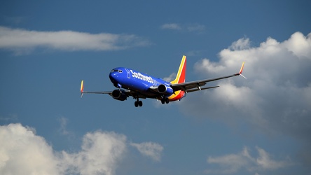 N8538V landing at Baltimore-Washington International Airport (BWI) [01]