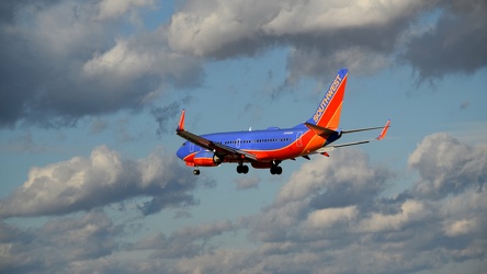 N768SW landing at Baltimore-Washington International Airport (BWI) [08]