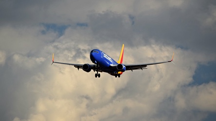 N8582Z landing at Baltimore-Washington International Airport (BWI) [01]