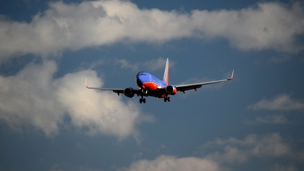 N237WN landing at Baltimore-Washington International Airport (BWI) [01]