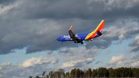 N7856A landing at Baltimore-Washington International Airport (BWI) [06]