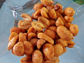 Ghost pepper peanuts