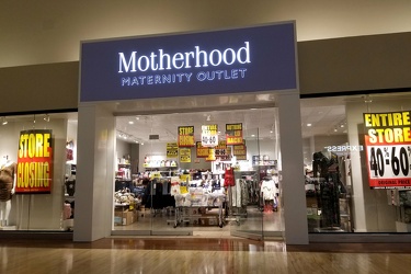 Motherhood Maternity at Arundel Mills [02]