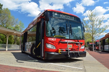 WATA bus 11907 at Williamsburg Transportation Center [03]