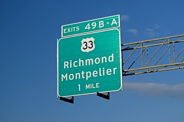 Signage for Exit 49 on Interstate 295 [05]