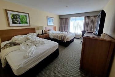 Room 210 at Country Inn & Suites [01]