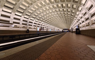 McPherson Square station [03]