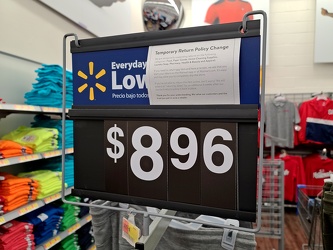 Walmart return policy change signage