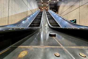 West Falls Church escalators [02]