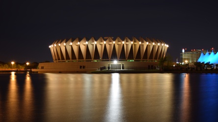 Hampton Coliseum at night [01]