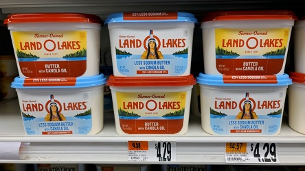 Land O'Lakes butter at Giant Food