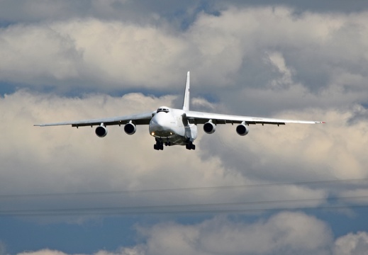 Landing of Antonov An-124 at BWI, May 12, 2020