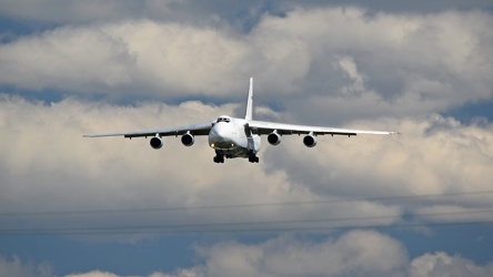 RA-82042 landing at BWI [01]