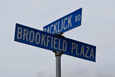 Street sign at Backlick Road and Brookfield Plaza [01]