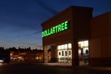 Dollar Tree in Waynesboro, Pennsylvania [01]