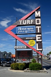 Sign for Turf Motel [01]