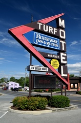 Sign for Turf Motel [05]