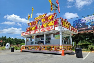 Carnival food stand at Southern States station [04]`