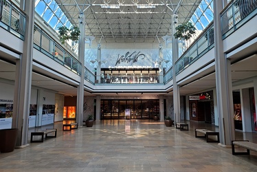 Lord & Taylor in Columbia, Maryland [02]