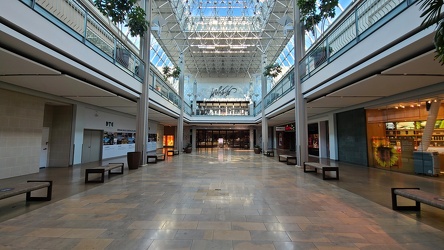 Lord & Taylor in Columbia, Maryland [03]