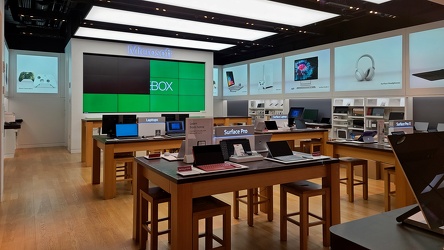 Former Microsoft Store at Montgomery Mall [02]