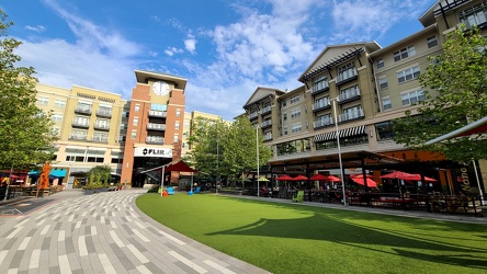 Pentagon Row center courtyard [03]