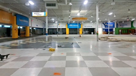 Former HHGregg in Glen Burnie [01]