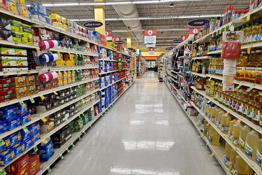 Shoppers in Westminster, Maryland [01]