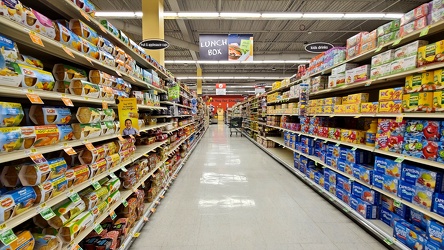 Shoppers in Westminster, Maryland [06]