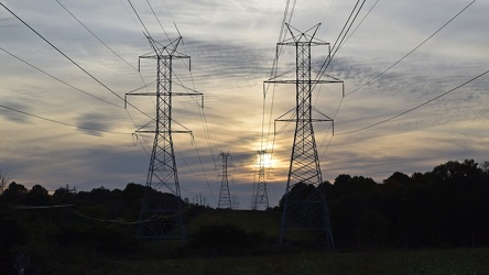 Power transmission lines in Laytonsville