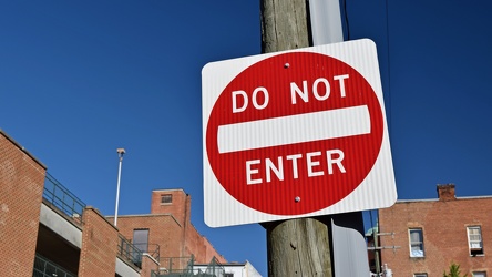 "DO NOT ENTER" sign on North Central Avenue [01]