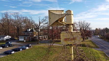 Thunderbolt siren on Waterloo Road [17]