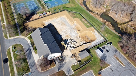 Demolition of North Creek pool [01]