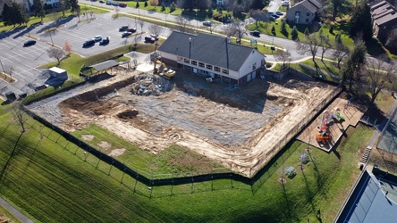 Demolition of North Creek pool [04]